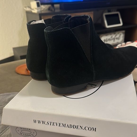 Steve Madden Boots - Picture 4 of 4